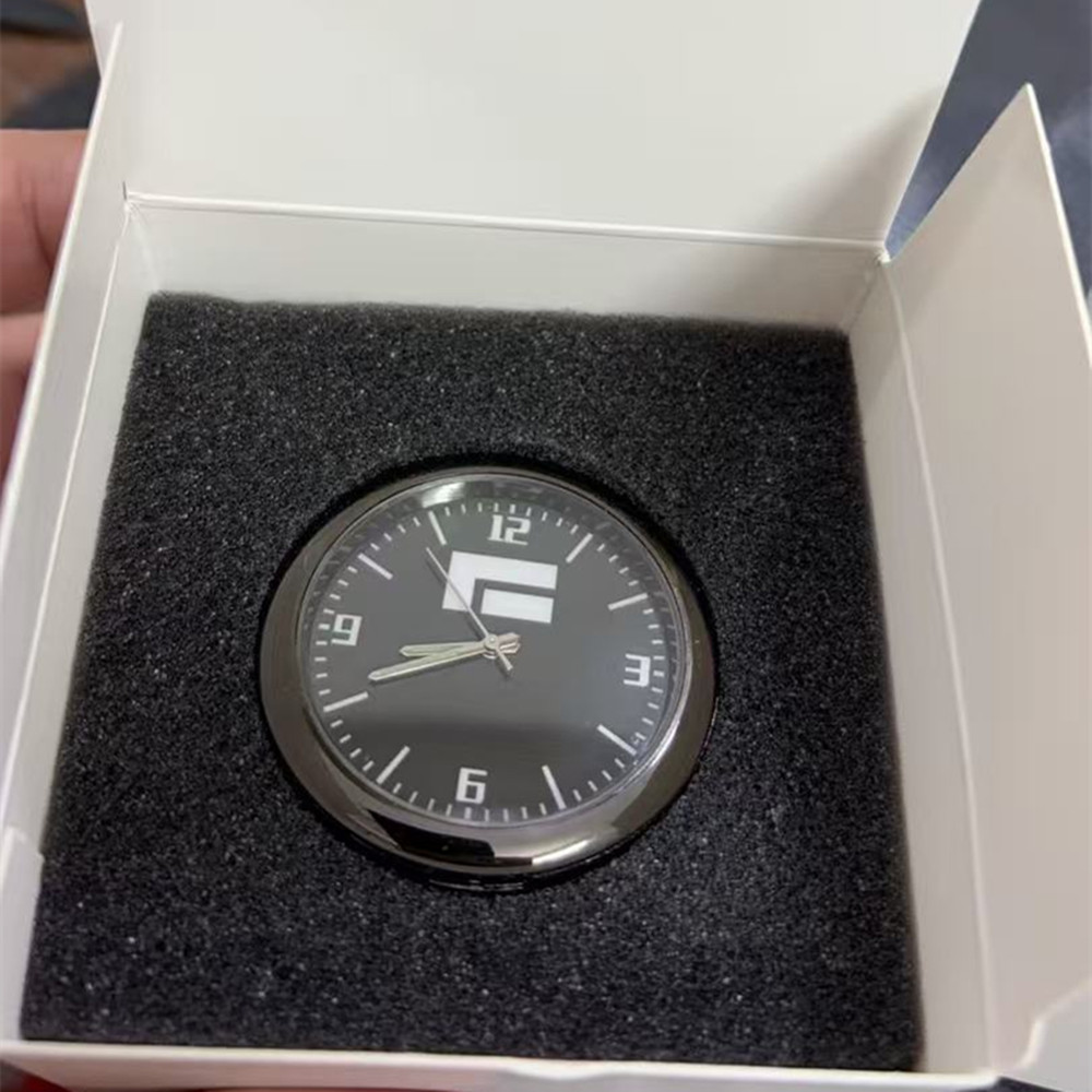 Reloj para Auto, Reloj Electró - Interior Design Logo reseña y precio